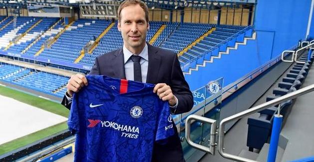 Pronto para jogar. (Foto: Clive Howes/Chelsea FC)