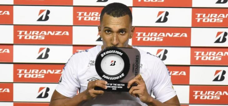 Libertadores: Lucas Braga festeja noite de herói pelo Santos: ‘Mágica, maravilhosa’