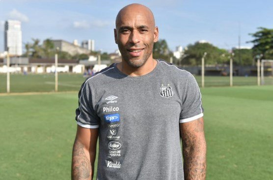 Filho de Pelé, Edinho é promovido e assume o comando do time sub-23 do Santos