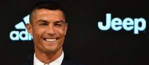 Cristiano Ronaldo testa positivo para Covid-19 pela segunda vez