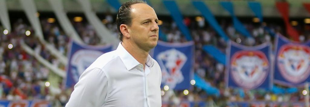 Rogério Ceni se isola como o segundo técnico com mais jogos pelo Fortaleza