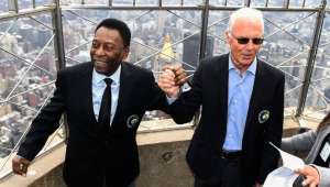 PELÉ 80 ANOS: O Rei do Futebol versus 80 Clubes. Veja se o seu está na lista!