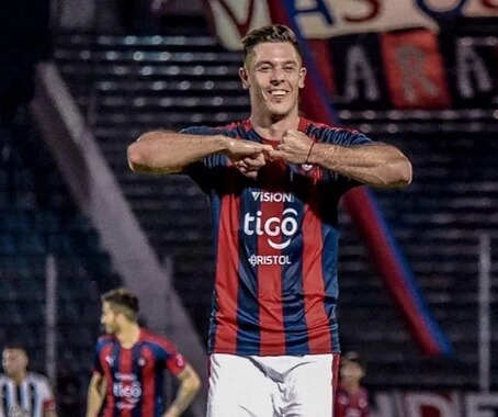 Renato Gaúcho confirma atacante argentino e Grêmio negocia com meia da Sampadoria