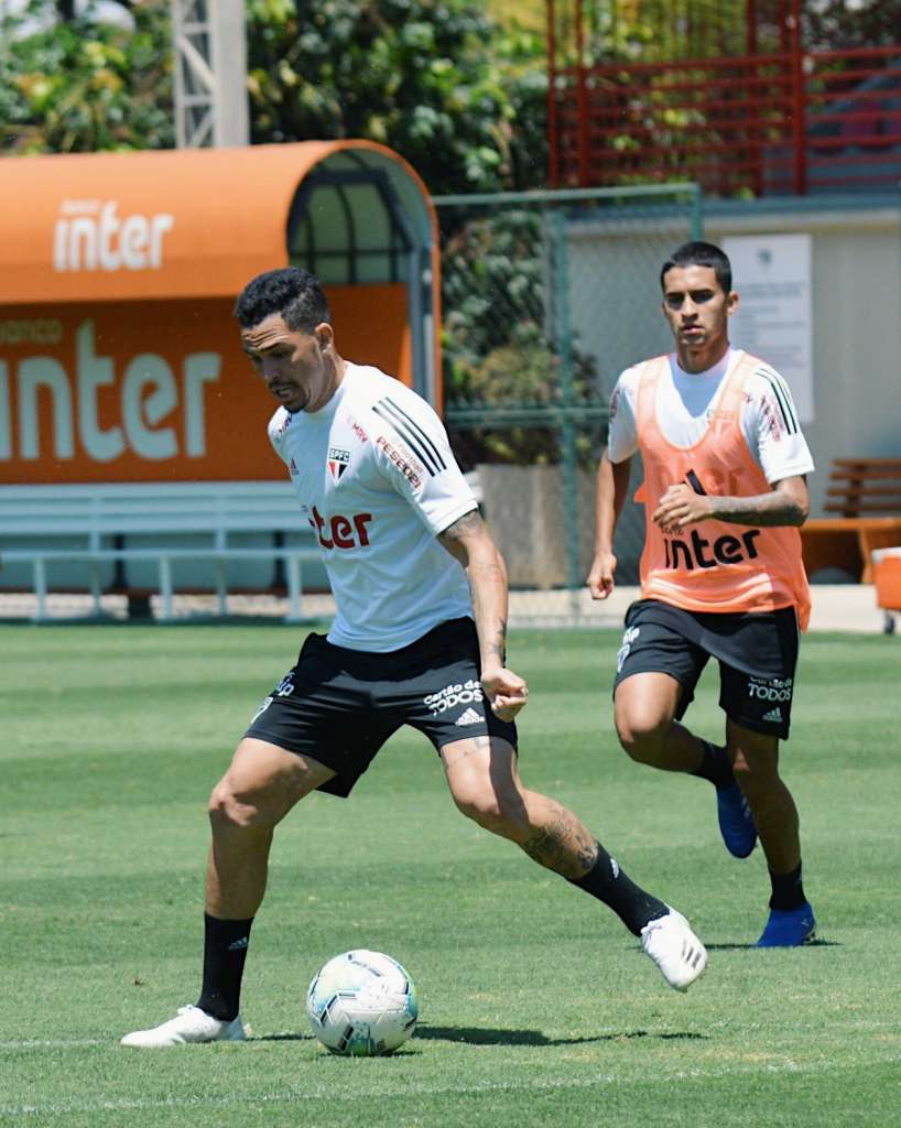 Luciano treina e pode enfrentar o Fortaleza