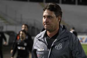 Ex-técnico da Ponte Preta acerta com time da Série C