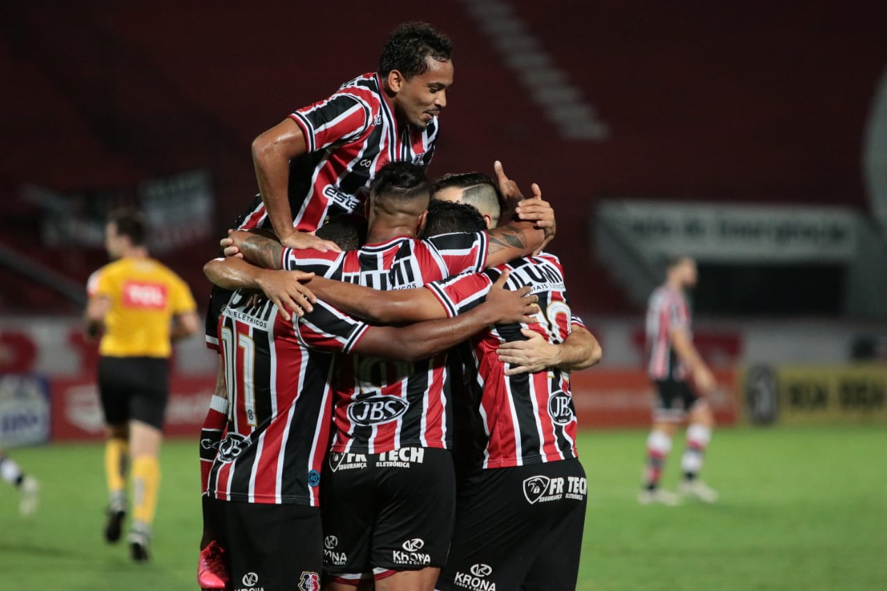 Santa Cruz 1 x 0 Botafogo-PB – Em duelo equilibrado, Santa vence e encaminha vaga