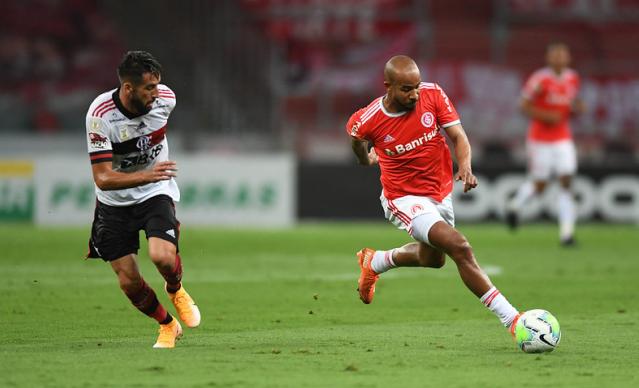 Patrick contesta acréscimo, mas exalta atuação do Inter contra Flamengo