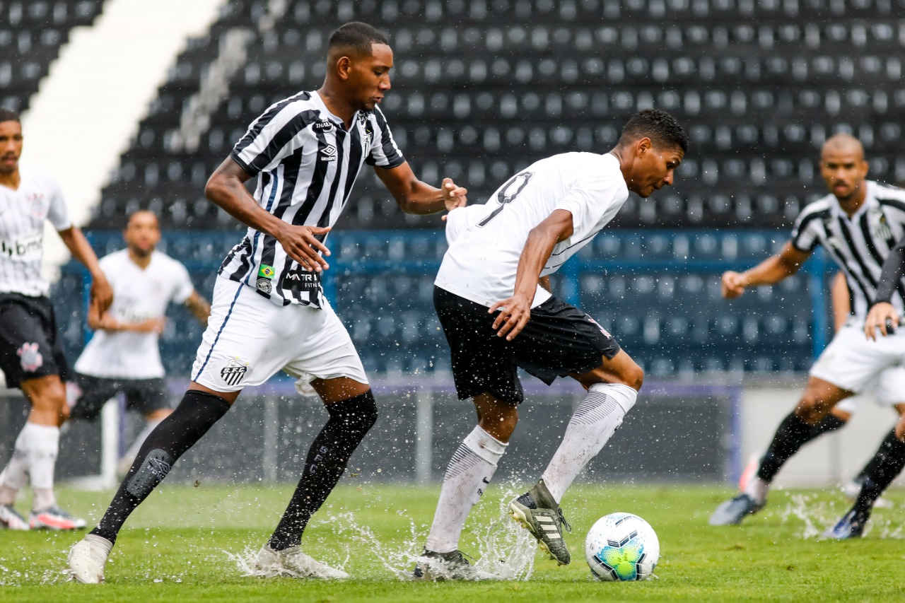 BRASILEIRO ASPIRANTES: Sob chuva, Corinthians vence clássico contra o Santos