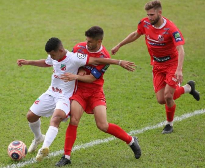 Velo Clube segurou empate com Capivariano