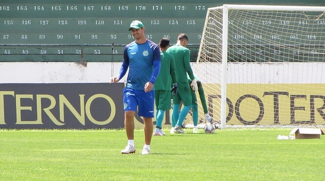 Série B: Treinador comemora evolução do Guarani: “Encontrou o caminho”