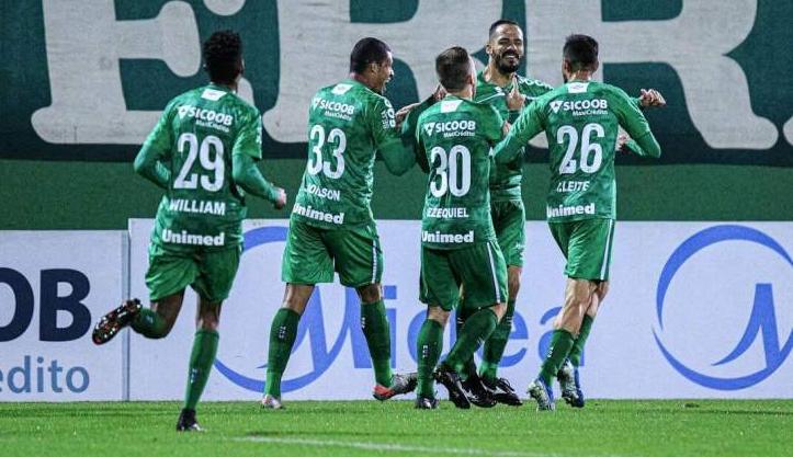 Anselmo Ramon curte boa fase. (Foto: Márcio Cunha / Chapecoense)