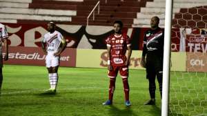 Vila Nova-GO 3 x 0 Ferroviário-CE - Tigre vence em casa e volta a vice-liderança