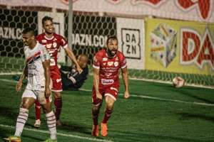 SÉRIE C: Vila Nova faz lição de casa; São Bento supera covid-19 e arranca empate