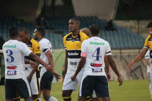 Com técnico ex-Palmeiras, Seleção FI da 12ª rodada da Série C chega no 4-3-3