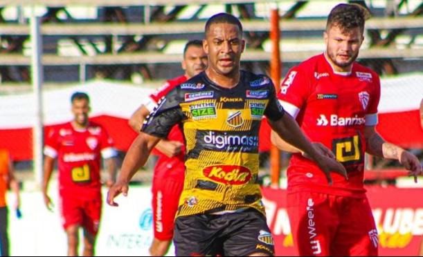 Pereira foi titular contra o São Luiz-RS (Foto: Lucas Dornelles/E.C. São Luiz)