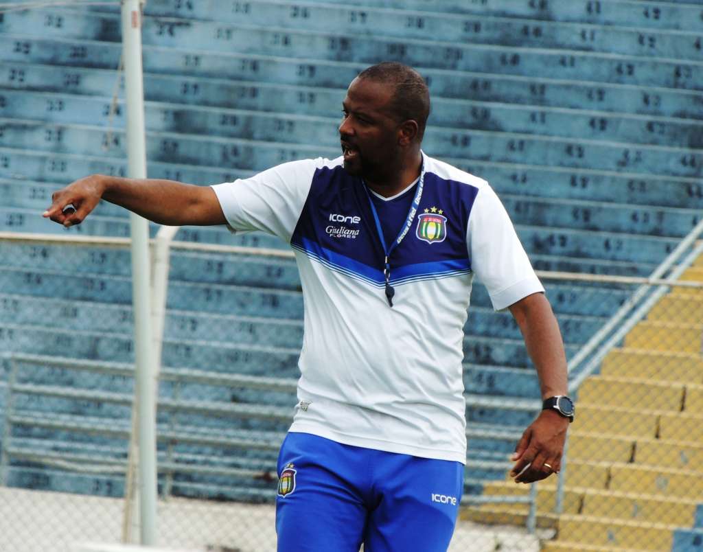 Série D: Em crise profunda, São Caetano tenta juntar os cacos contra o Novorizontino