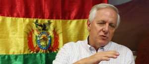 Narrador do Grupo Globo critica Tite por chamar ex-Flamengo: 'Não está jogando nada'