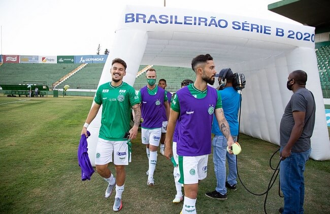 Série B: Pivô da polêmica, meia nega racha no elenco do Guarani