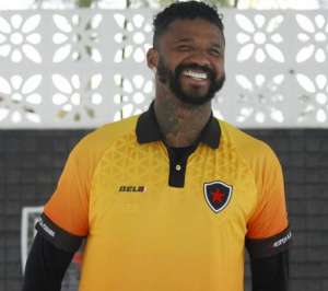 Série C: Na zona de rebaixamento, Botafogo-PB inicia venda de nova camisa de goleiro