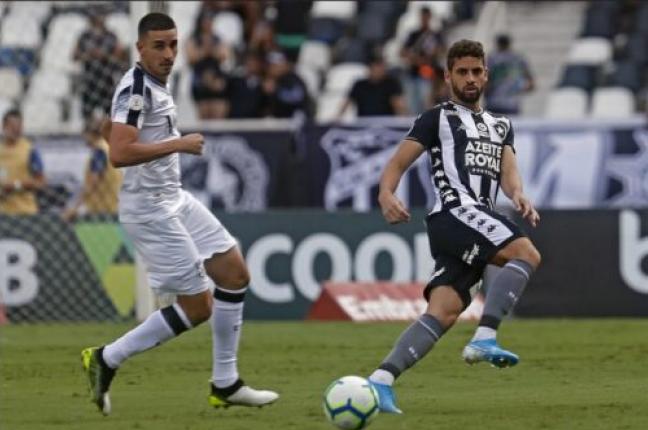 Botafogo x Ceará – Sem treinador, Fogão tenta seguir fora da degola