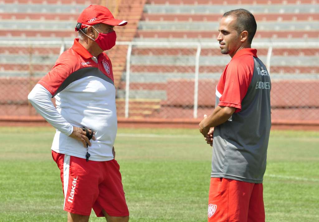 Noroeste e Velo Clube iniciam disputa de 180 minutos pelo Acesso (Fotos: Bruno Freitas/Noroeste)