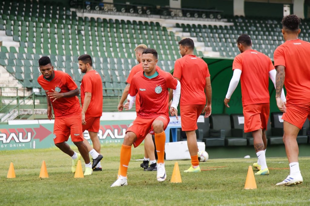 Série B: Guarani embarca para Caxias do Sul com muitos desfalques