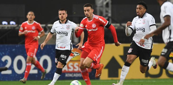 Corinthians 1 x 0 Internacional – Coringão bate líder com belo gol de cria do Guarani