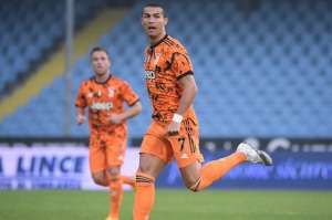 ITALIANO: Cristiano Ronaldo retorna com dois gols e garante vitória da Juventus