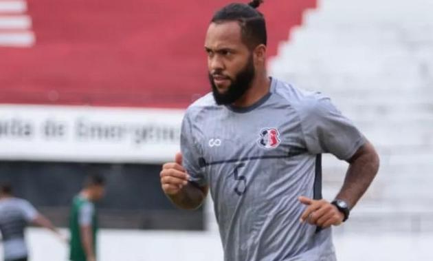 Série C: Volante está com suspeita de Covid-19 e poderá desfalcar Santa Cruz