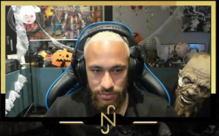 Neymar leva susto de parça em live de Halloween e quebra a internet. Veja o vídeo!