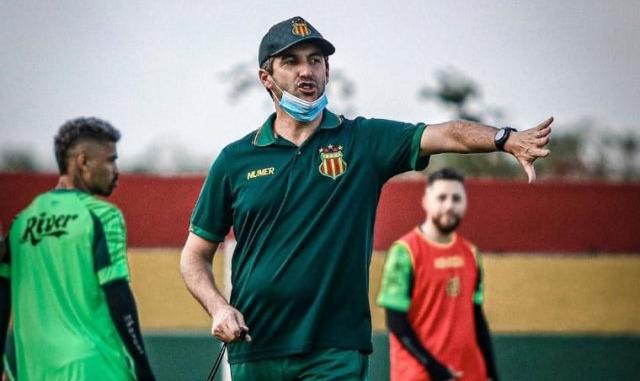 Sampaio Corrêa defenderá série invicta fora de casa para grudar no G4