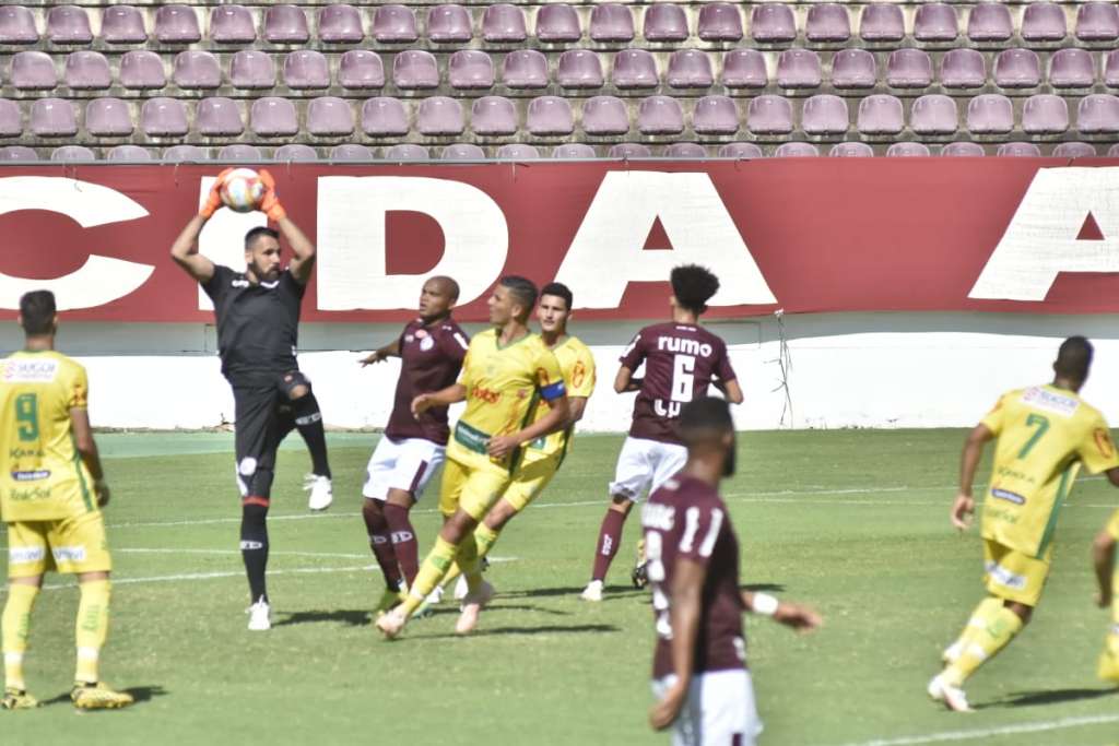 Ferroviária-SP 1 x 0 Mirassol-SP - Locomotiva vence e lidera Grupo A7 2 0002050503339 img