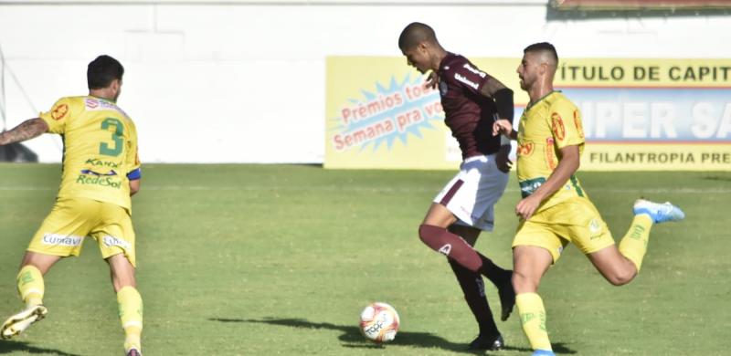Tiago Marques, em clique do momento do gol - Foto: Tetê Viviani Tiago Marques, em clique do momento do gol - Foto: Tetê Viviani