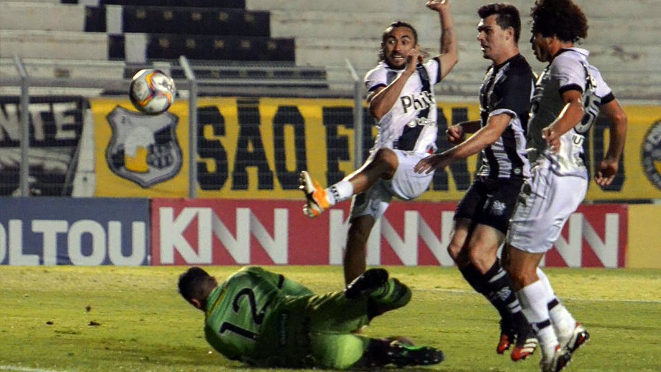 Domínio do Sampaio e com meia ex-Seleção, veja Seleção FI da 19ª rodada da Série B