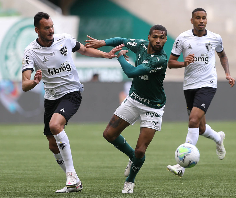 Seleção FI do Brasileirão tem supremacia paulista e técnico do famoso ‘tiki-taka’