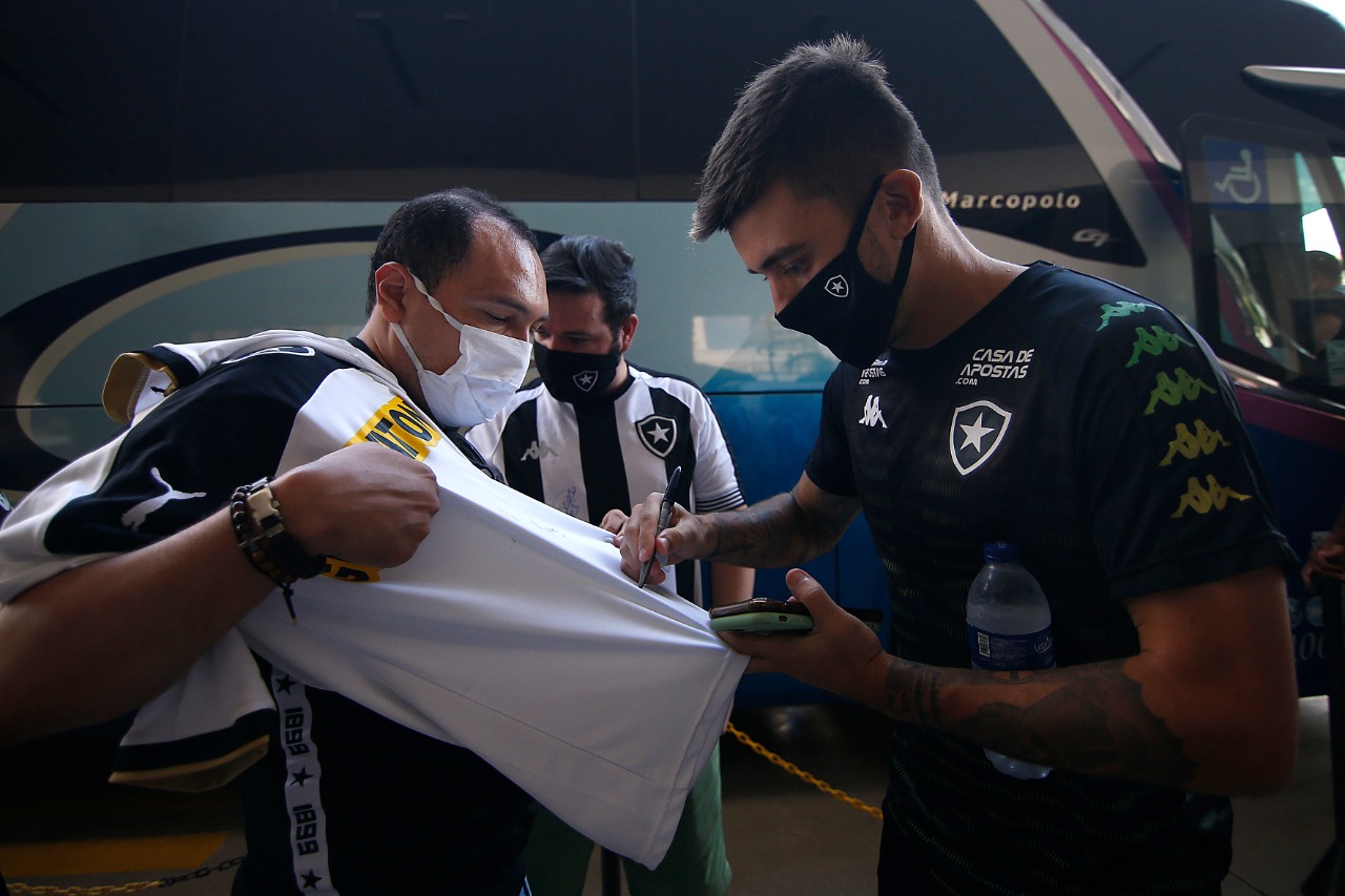 Copa do Brasil: Botafogo leva crise para Cuiabá e tem de vencer para seguir