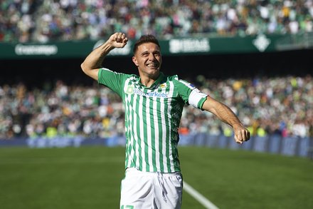 Ex-Valencia critica treinador do Barcelona: ‘Não contrato nem pra técnico de equipamentos’