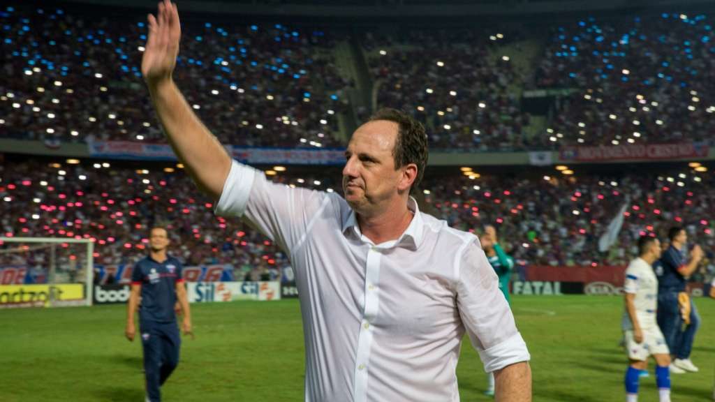 Presidente do Corinthians garante que Rogério Ceni já está acertado com o São Paulo