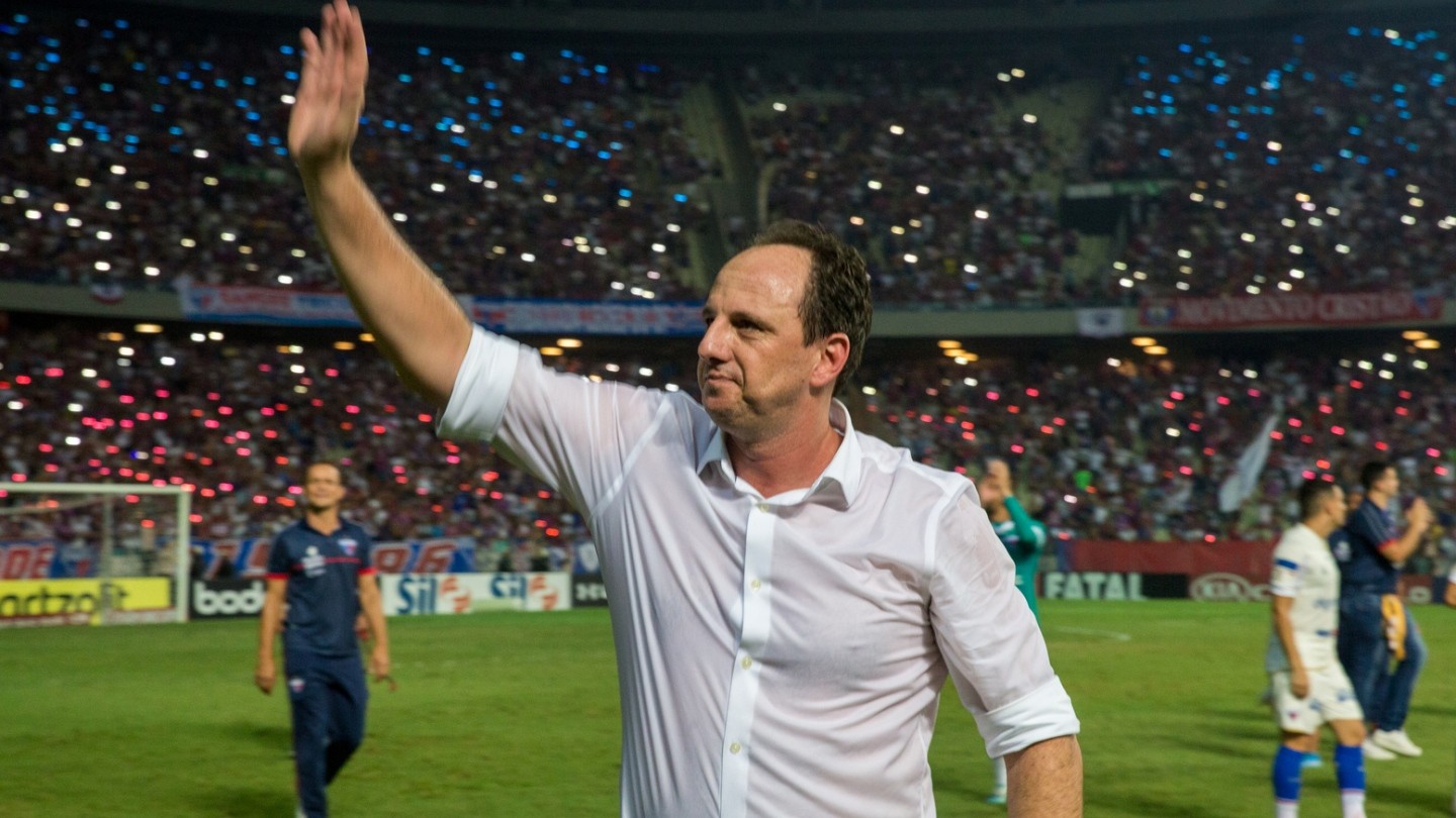 Presidente do Corinthians garante que Rogério Ceni já está acertado com o São Paulo