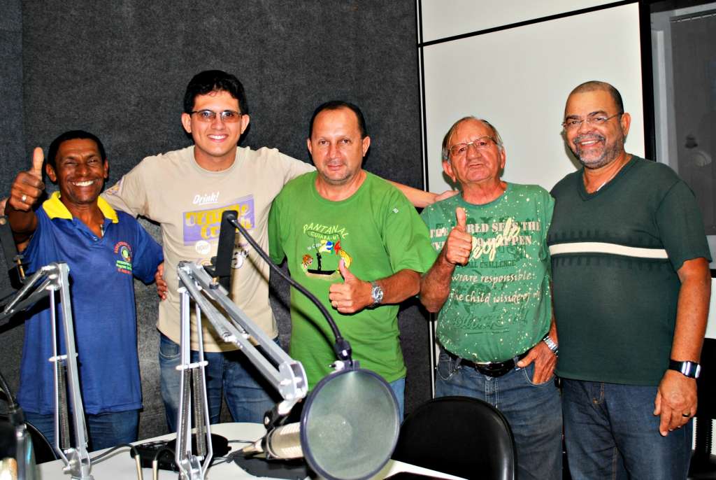 Equipe renomada da Rádio Cidade Esperança