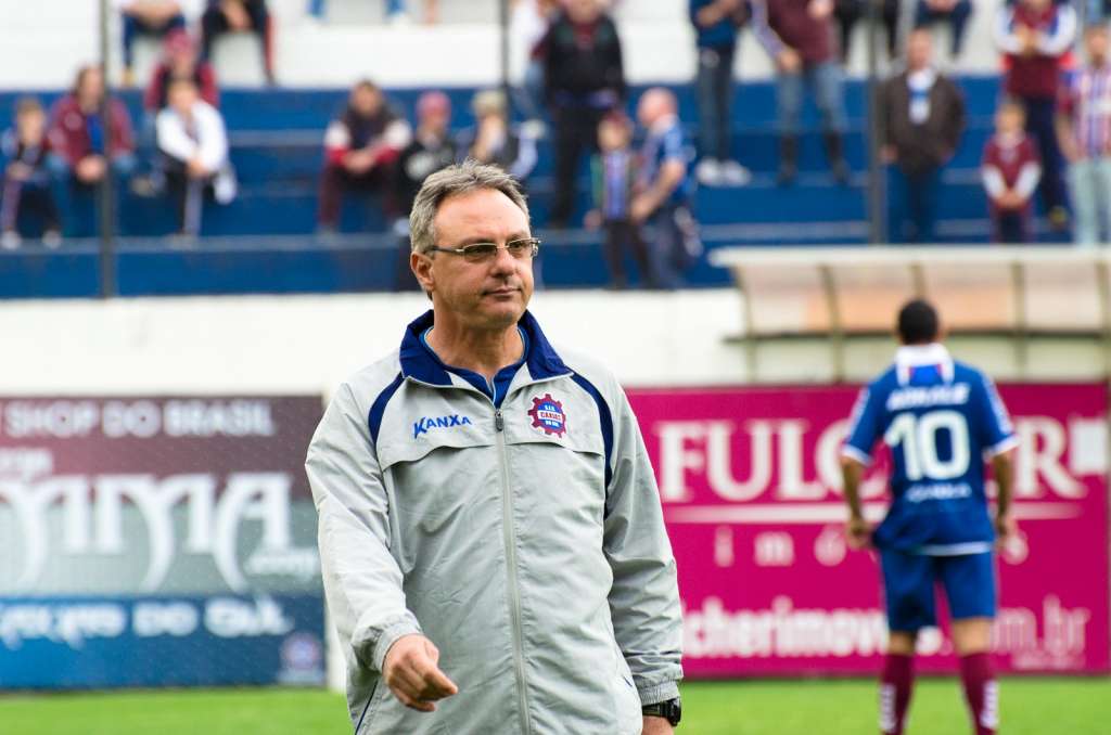 Beto Campos não é mais técnico do Caxias