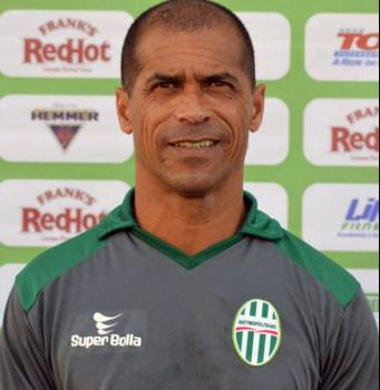 Pingo em sua apresentação no Metropolitano (SC) - Divulgação