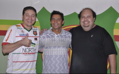 Diretores comemorando o ponto importante do Barretos na Segundona - Foto Jânio Munhoz 
