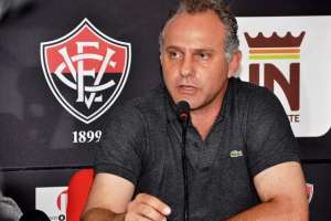 Criciúma fica próximo de acerto com Toninho Cecílio