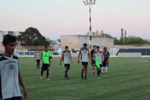 Crac-GO x Treze-PB - Galo da Borborema precisa vencer para sonhar com a classificação