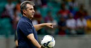 Bahia x Coritiba - Duelo dos desesperados terá portões fechados