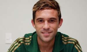 Machucado, Allione vira novo desfalque do Palmeiras