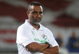 Série C: Fernando Alcântara lamenta empate do Salgueiro em jogo ruim e com vaias