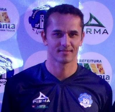 Rodriguinho foi expulso no confronto entre Luziânia e Operário, na Série D do Campeonato Brasileiro