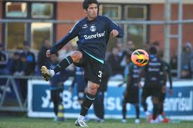 Riveros treina e deve reforçar o Grêmio nesta quarta